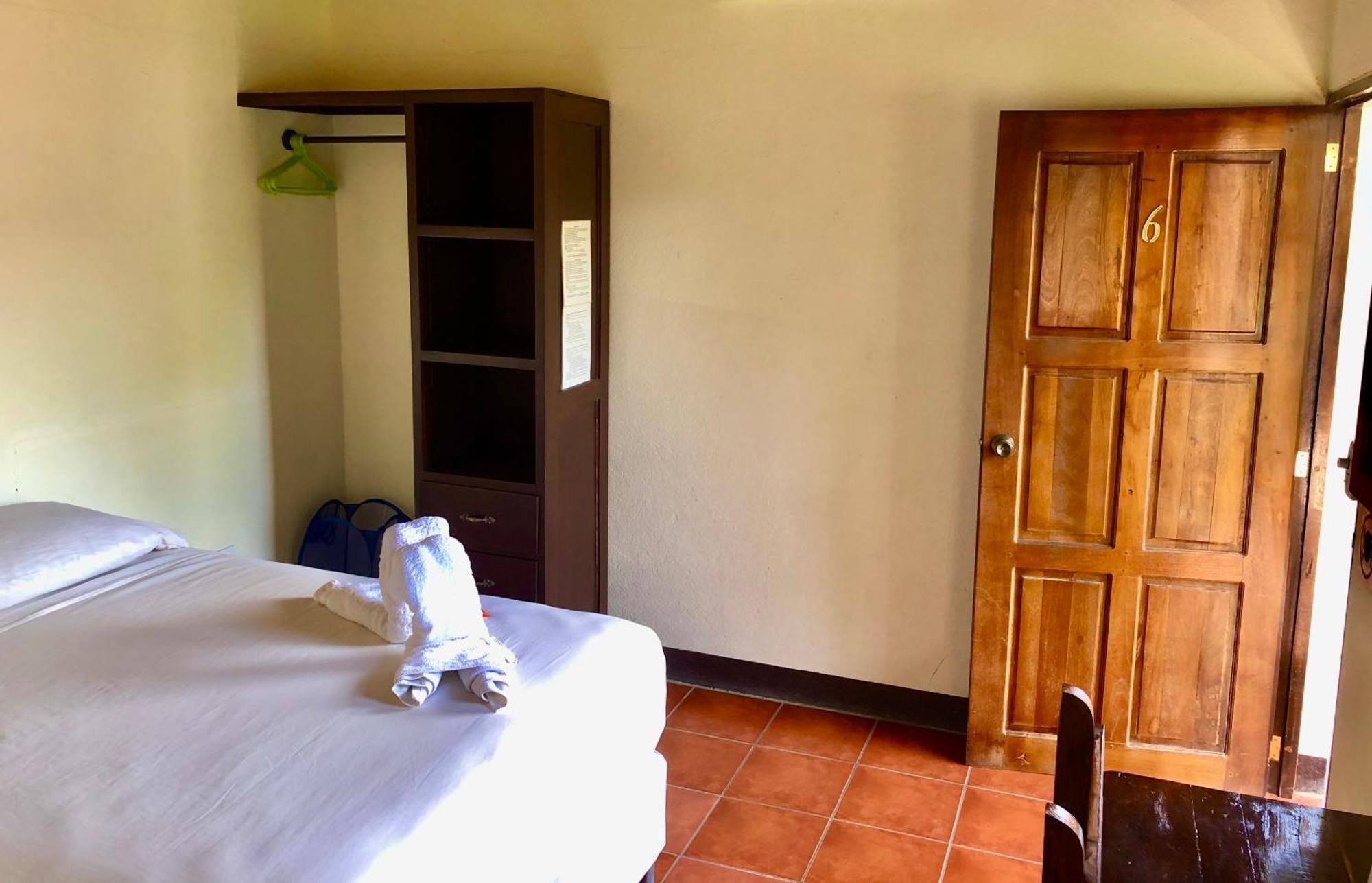Casa Lula Leon Hostal 외부 사진